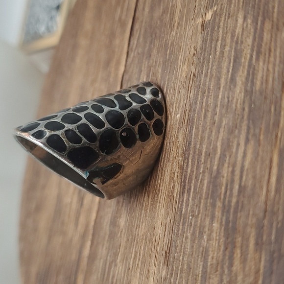 Giraffe abstract design art deco ring size 8 R507 - Picture 2 of 5